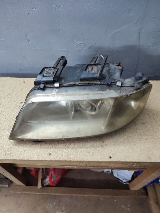 Фары ауди А6 С5 оригинал