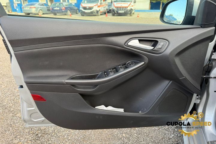 Fata / Tapiterie usa fata stanga (de Europa) Ford Focus 3 [facelift]