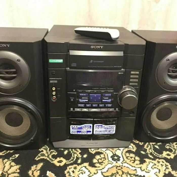 Музыкальный центр