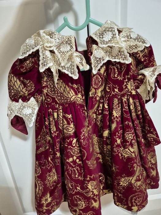 Rochie de ocazie,  catifea burgundy
