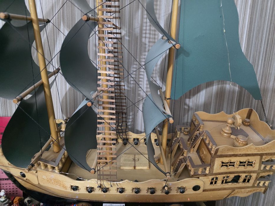 Корабль ручной работы