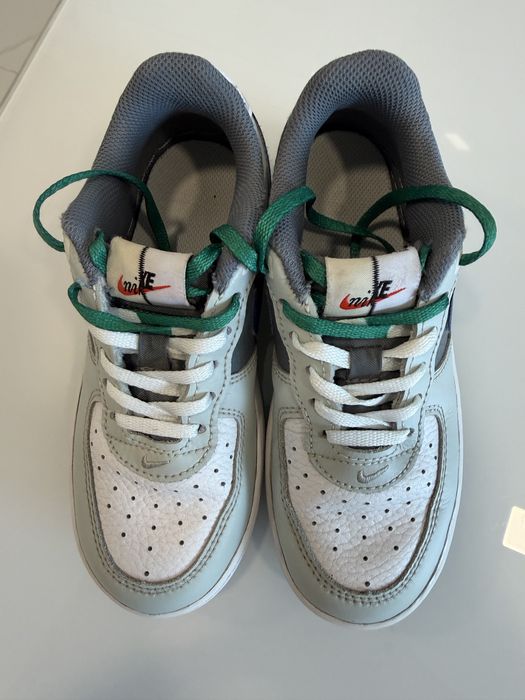 Детски кожени маратонки Nike “Force 1 Lv8” 30 номер 18,5 см. Стелка