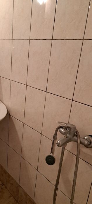 Дава се под наем Едностаен апартамент в Враца, Център - 15 кв.м за 127.5 € - Снимка #5