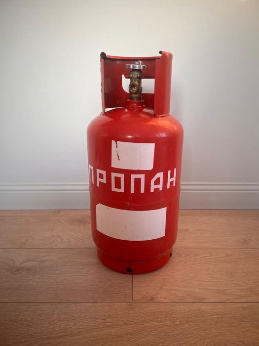 Газ баллон 12 литр отличным состоянии вместе редуктором