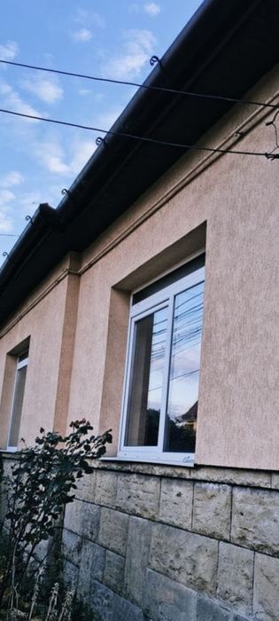 Casa de vânzare în zona Dedeman