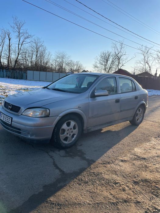 Vând opel astra g
