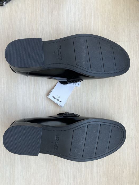 Черни кожени мокасини Pull and Bear 41 номер