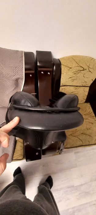 Vând sa călărie 17.5 .