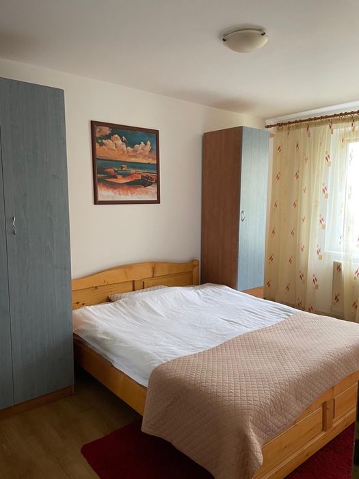 Inchiriere apartament 2 camere Raşnov