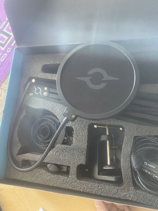 vand microfon aqirys voyager