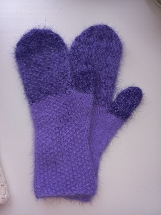 Вязаные варежки на заказ