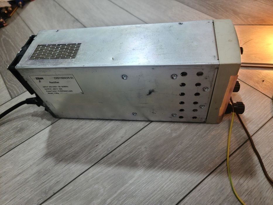 Мощный задатчик тока и напряжения zte zfx1500 до 60 вольт