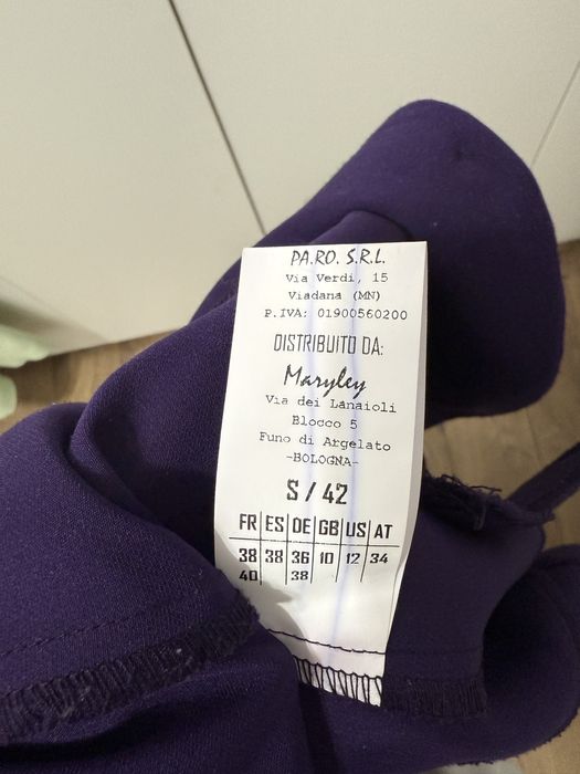 Продам женский костюм