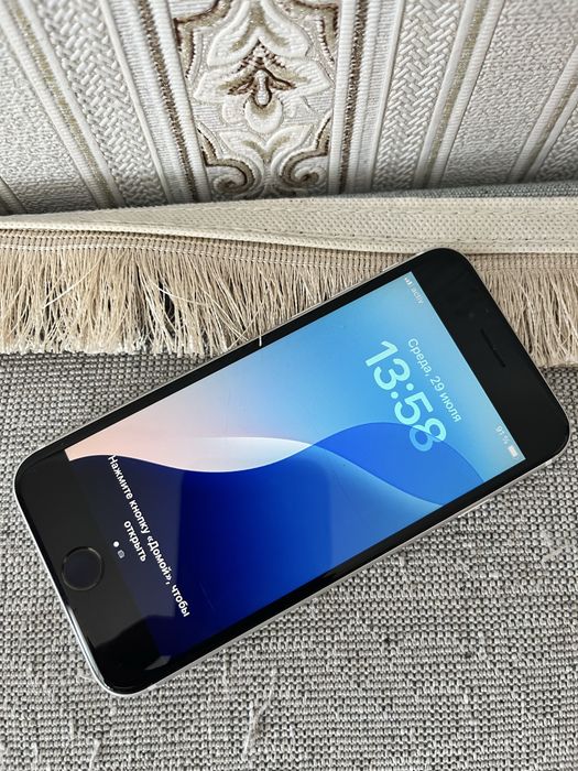 Продается Iphone Se 64gb