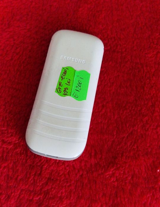 Telefon Samsung cu butoane.  Pret/ bucata