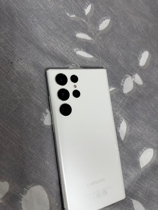 Продам Samsung Galaxy S22 ultra