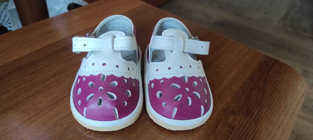 Сандалии кожа для девочки