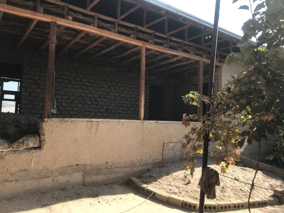 Срочно ховли сотилади. Таш обл.