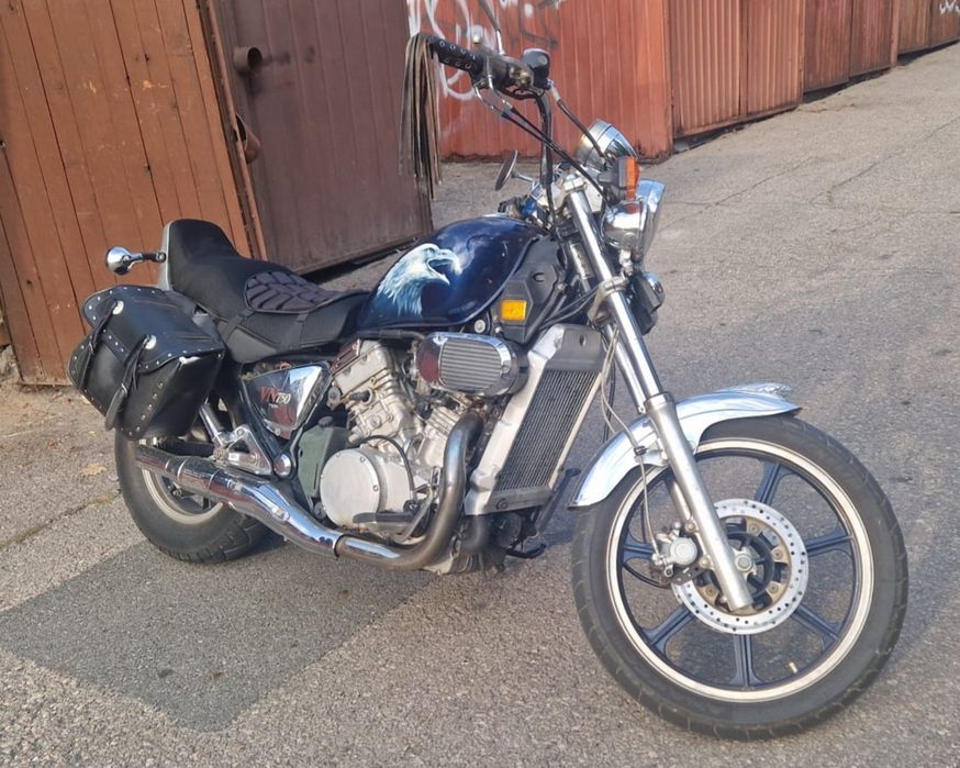 Vând Kawasaki Vulcan VN750