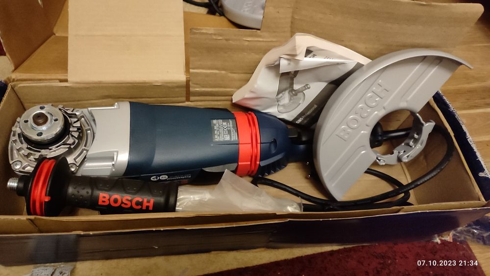 Bosch GWS 22-230 LVI