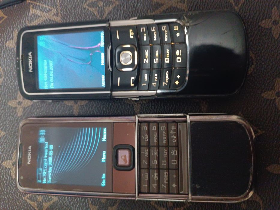 Assalom alekum Telefonlar sotiladi  Original 8600 Luna Va 8800 China