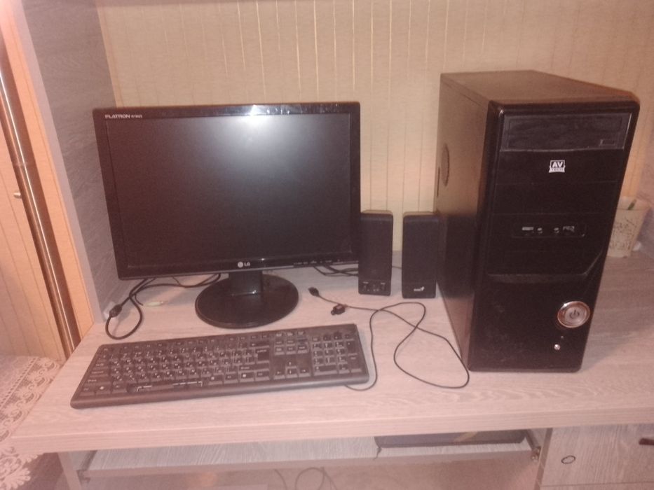 Продается компьютер в хорошем состоянии продается за не надобностью.