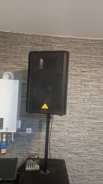 Sistem audio behringer