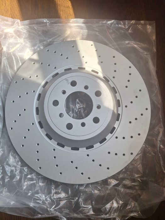Нови спирачни дискове за BMW 5' Series M5 M6 F06 F10 F12 F13
