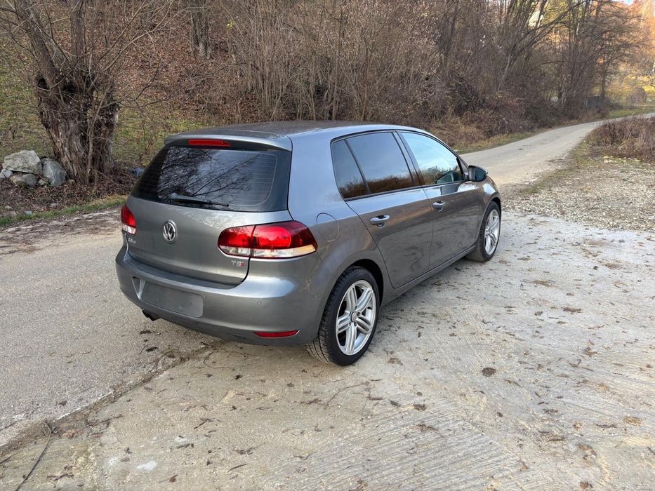 Vand Volkswagen Golf VI // Automat