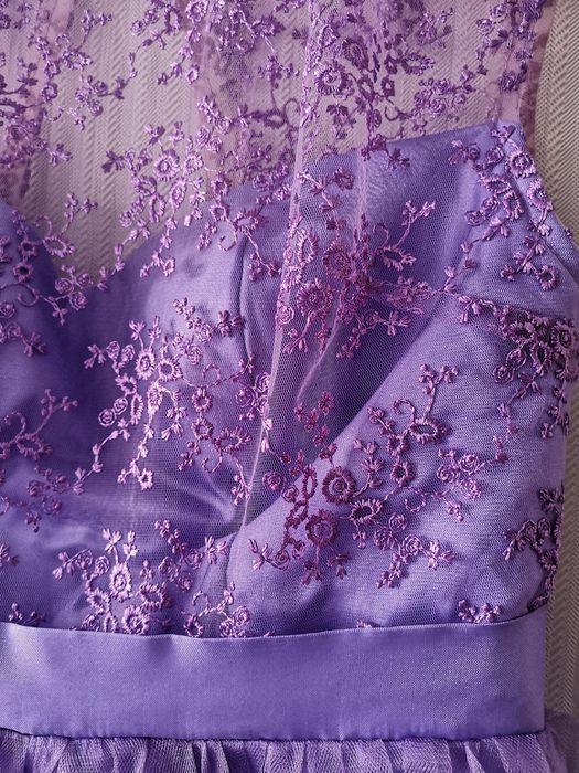 Шаферски  рокли за 10г и 14г момиченца с отворен гръб и панделка