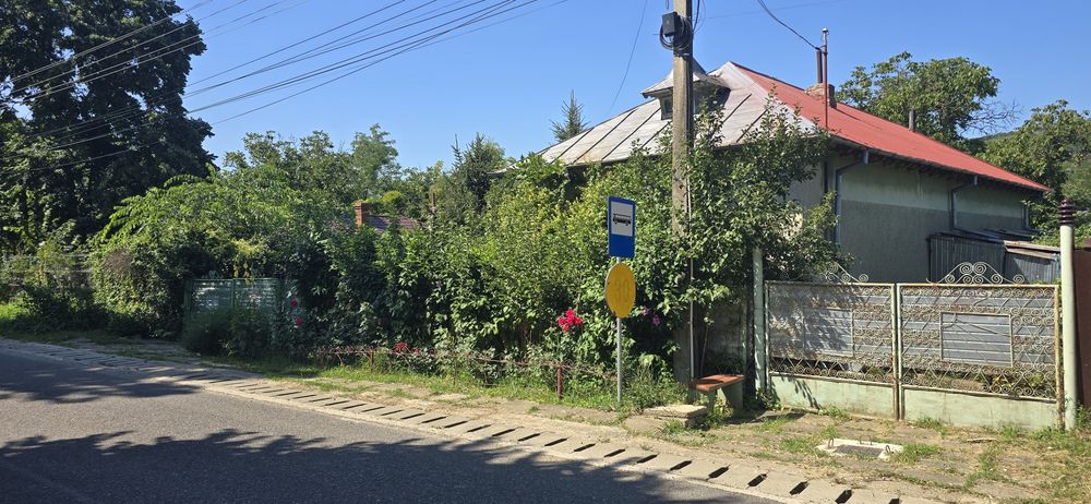 Casă de vănzare  cu teren 1100mp in Sărata Monteoru.  gaze  și  canalizare