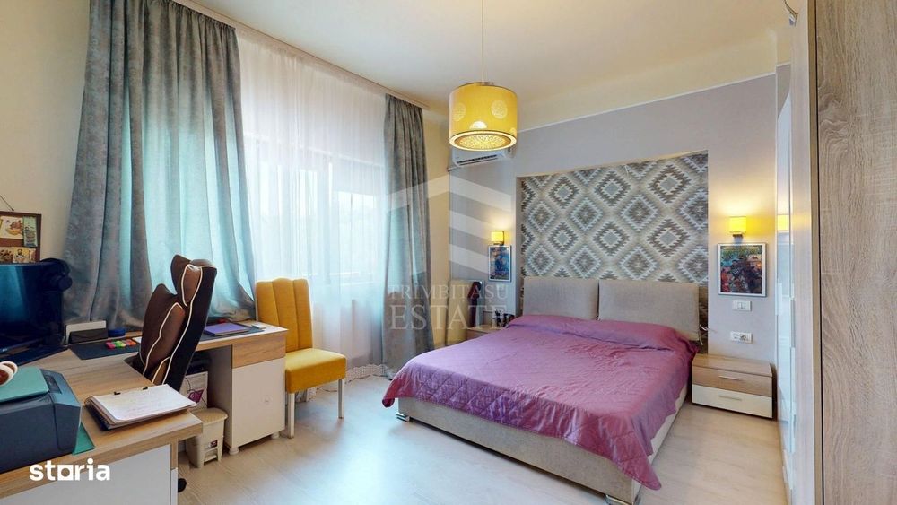 Apartament interbelic cu 3 camere, 124 mp, vis-à-vis de