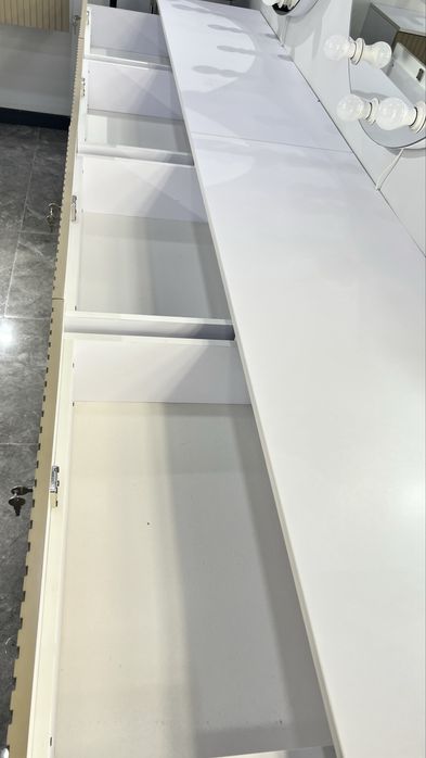 Mebel salon uchun