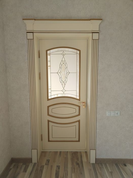 Eshik va mebellar zakaz olamza.