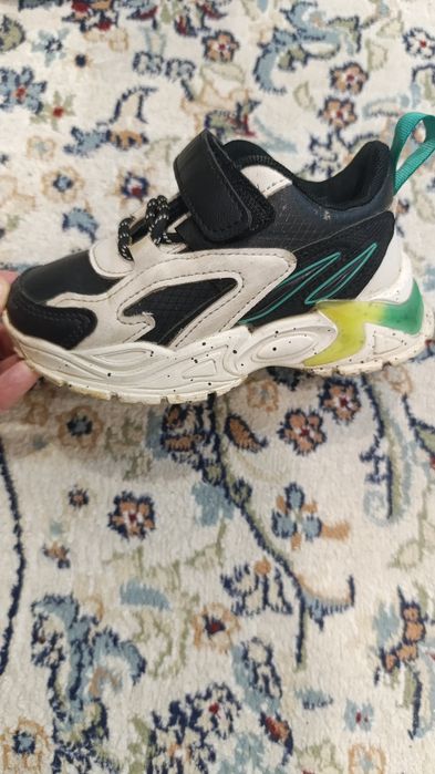 Продам обувь на мальчика