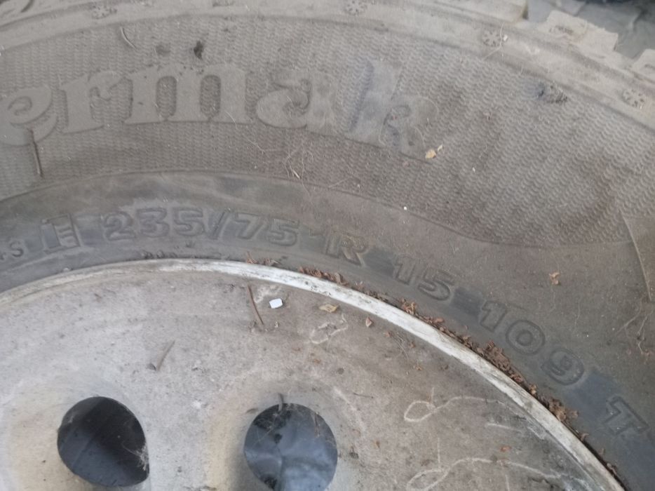 Резина с  дисками на  делику