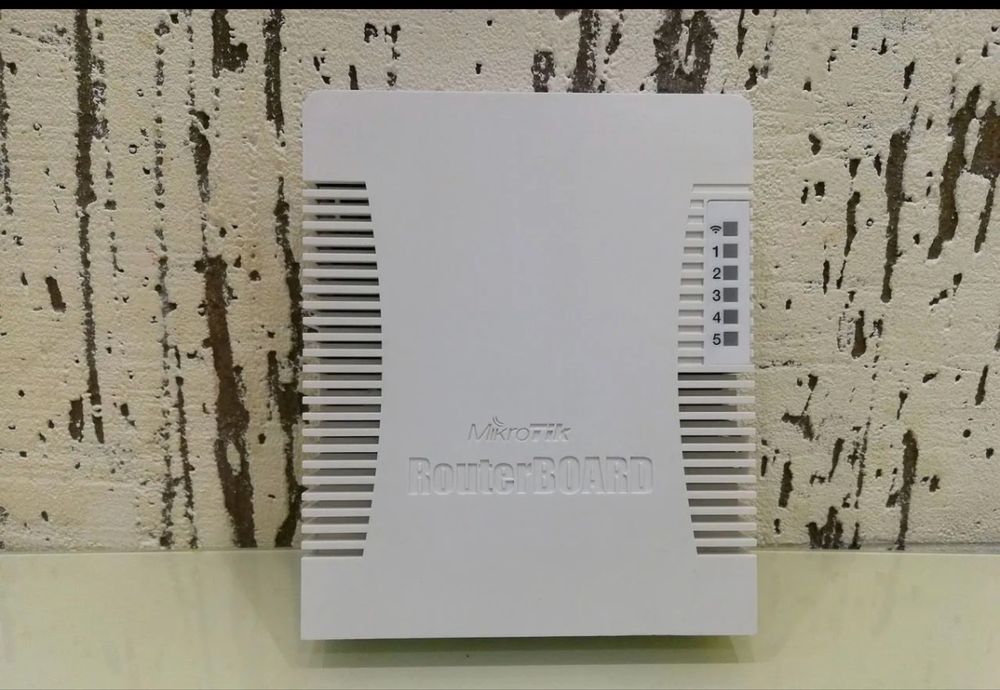 Wi-Fi роутер MikroTik RB951G-2HnD