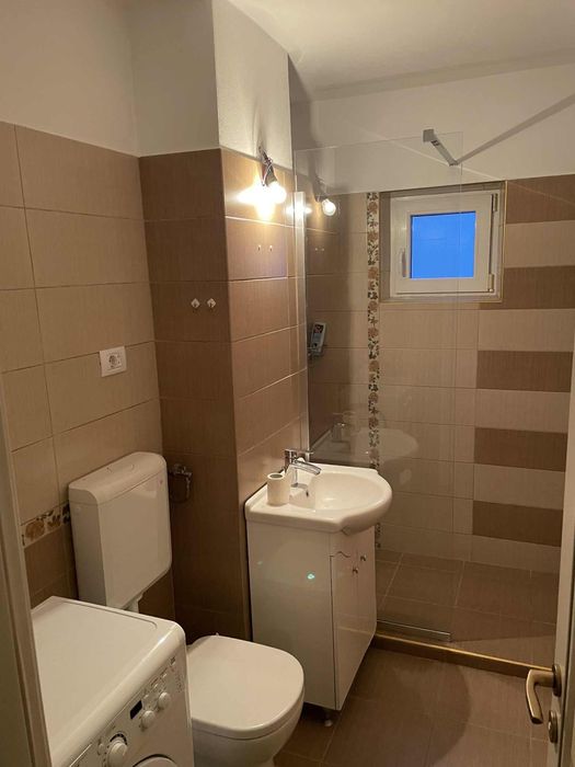 Apartament de inchiriat. Piatra Neamt. Central