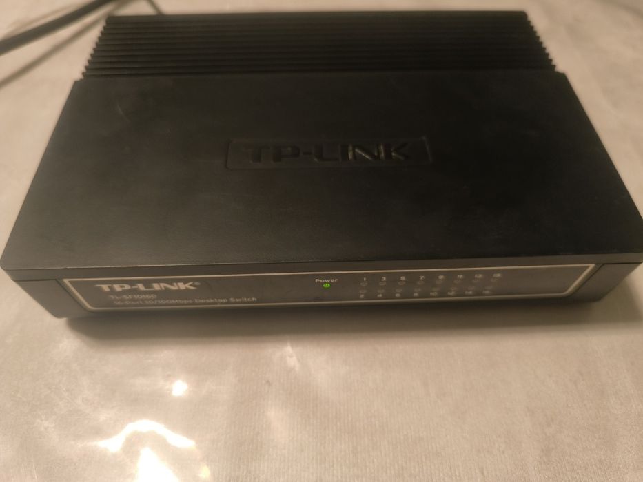 Сетевой хаб TP-LINK