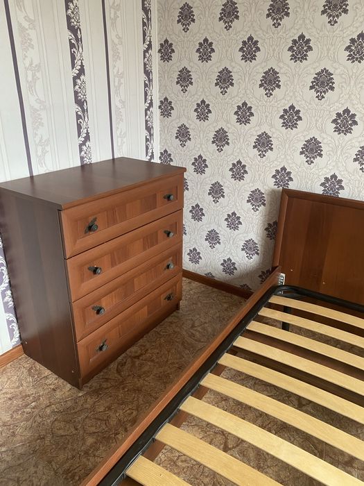 Спальний гарнитур б/у