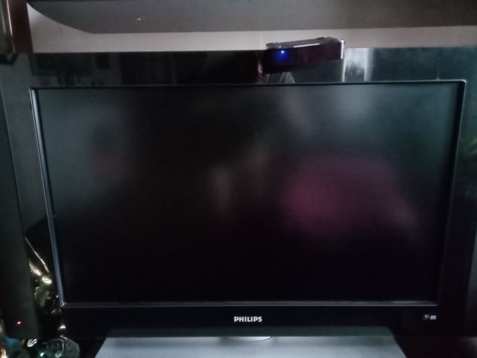 Продаю телевизор ,Филипс