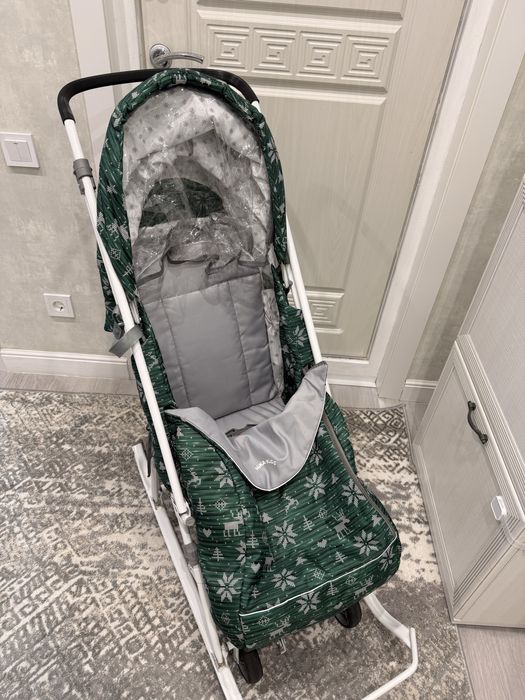 Продам б/у санки-коляску