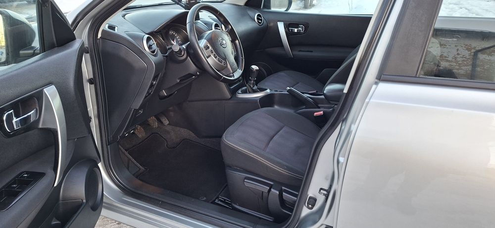 ~Nissan Qashqai~An 2014~Motor 1.6 dci~Euro5~Carte service~