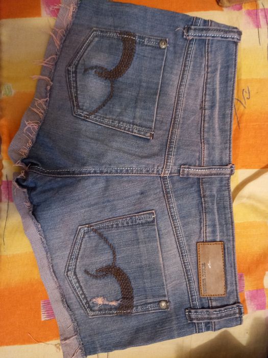 Pantaloni scurți de fetite
