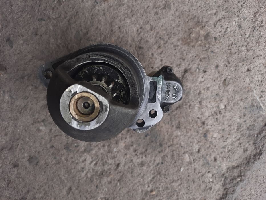 Продаю стартер FAW