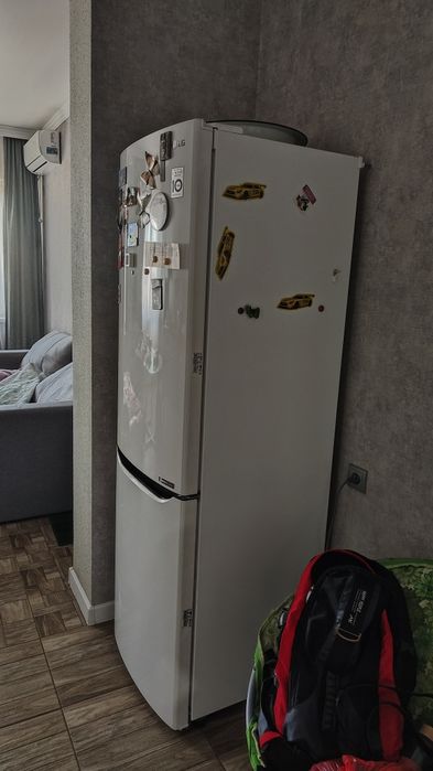 Сдам квартиру 3 комнатную студию