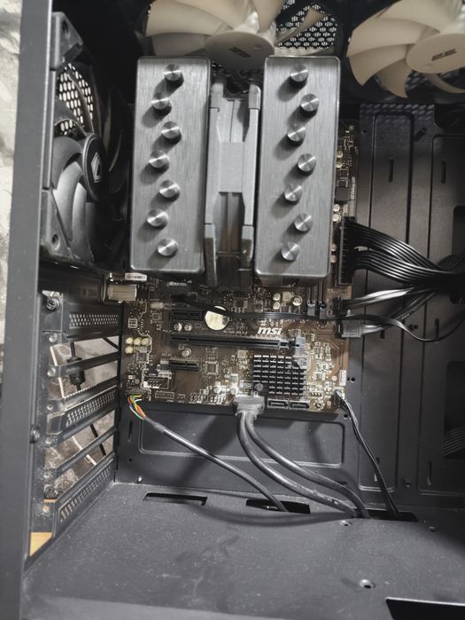 Материнская плата MSI  a320m pro e
