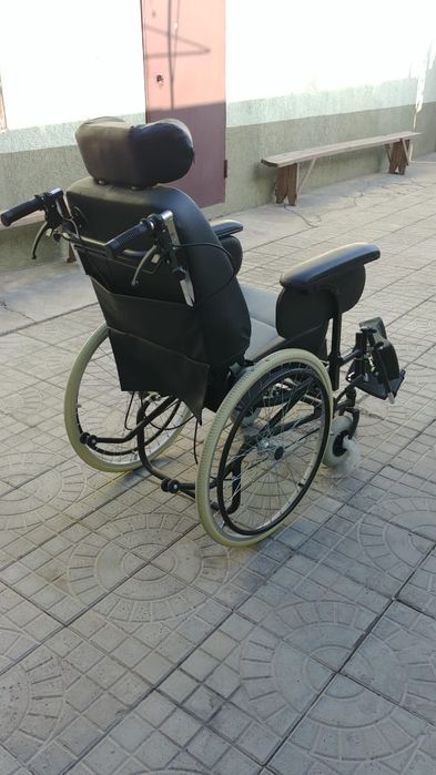 Инвалидная коляска