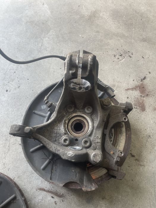 Fuzeta stanga / dreapta Volkswagen Passat B6 B7 CC manual dsg automat