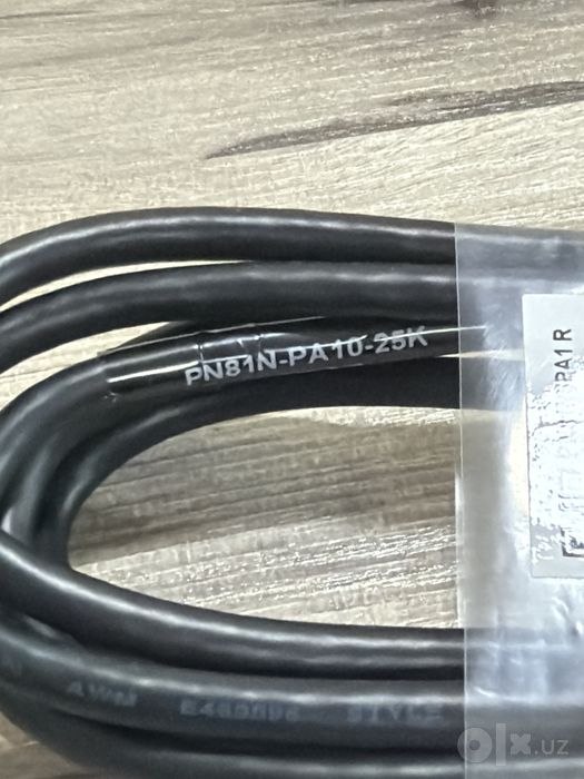 USB 3.0 Type-B, 1.85 sm. 5 Gbit/s